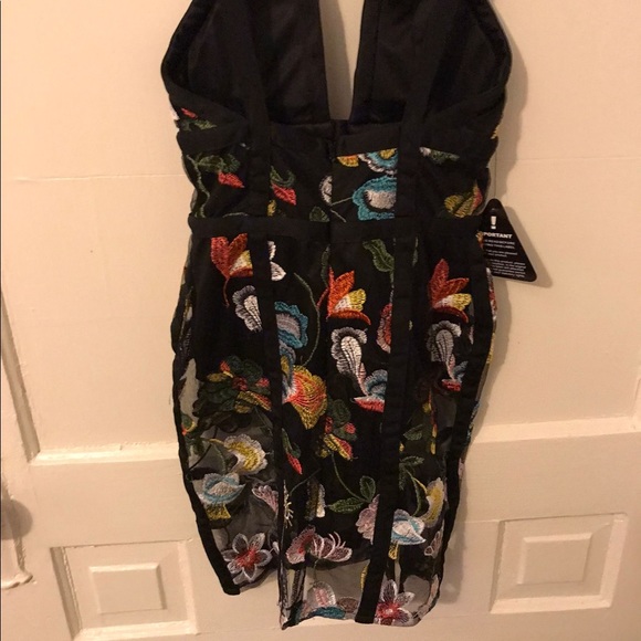 Rare London limited edition fitted cocktail dress in a size XS/US 2. - Picture 3 of 6